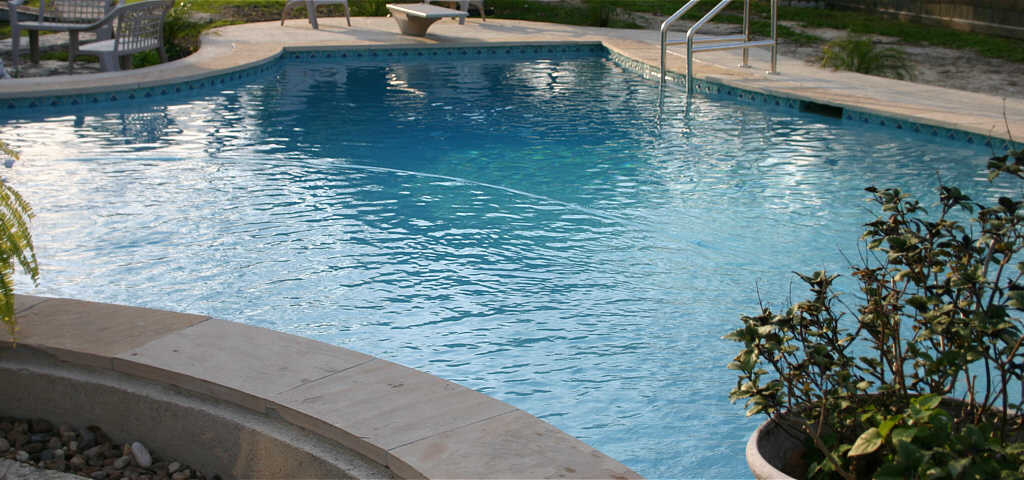 Romine_Pool_Picture_2989.jpg